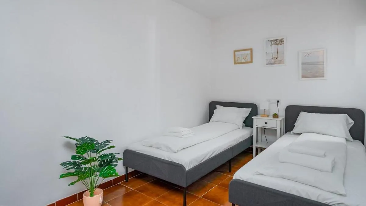 Seabreezegetaway Oldtownliving Daire Fuengirola